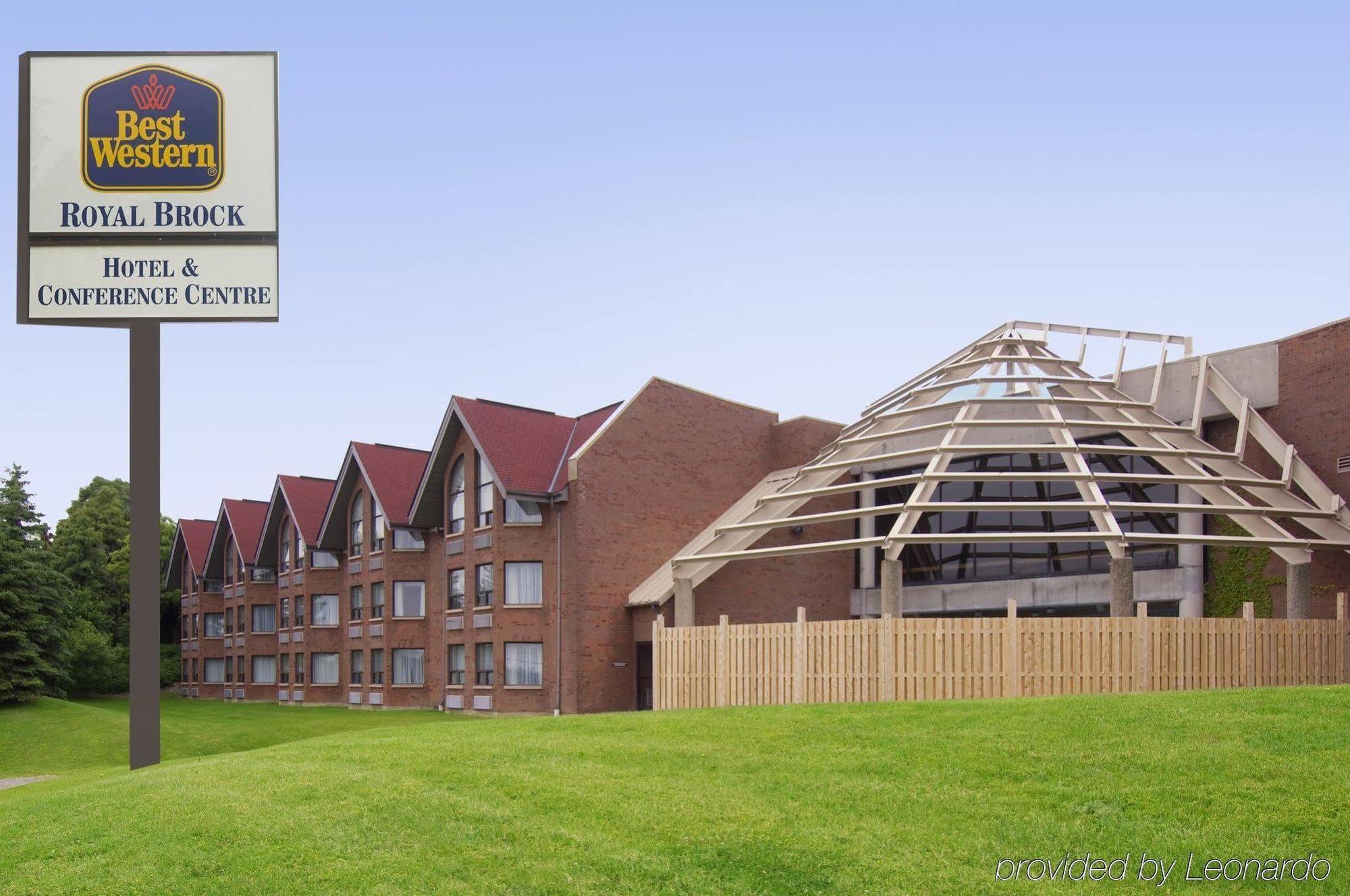 Royal Brock Hotel Guelph Exterior photo